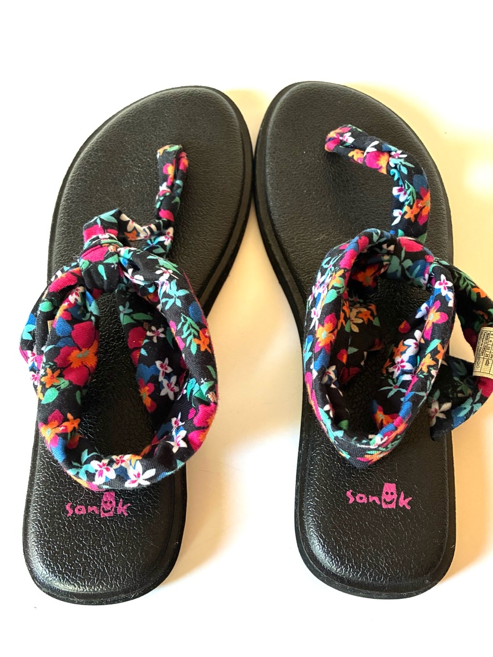 Sanuk Yoga Sling Sandals Women’s Size 8 Black Floral Multicolor Comfort